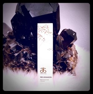 Arbonne RE9 Restorative Cream